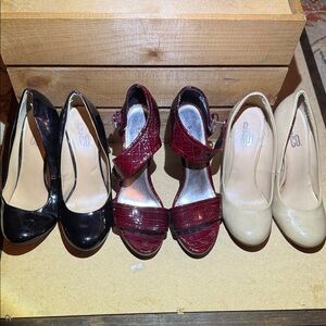 (2)9&CO (1) White House Black Market Women's Heels - Black, Burgundy, and Cream